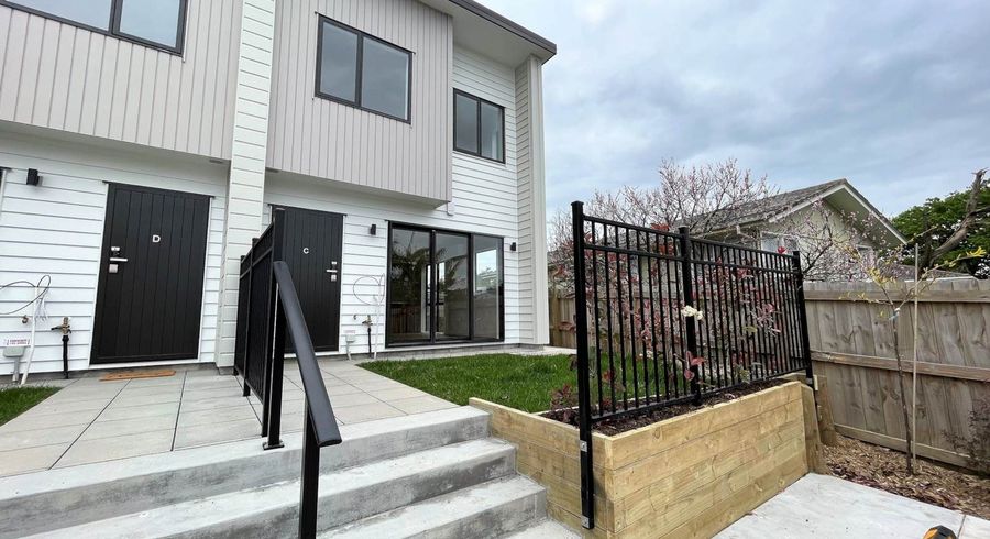  at 17C Craigbank Avenue, New Lynn, Waitakere City, Auckland