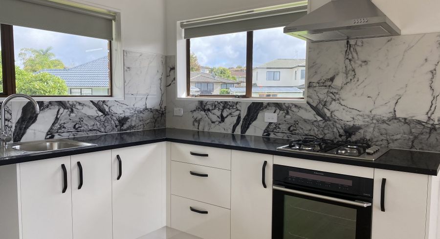 at 2/27 Butterworth Drive, Glendene, Waitakere City, Auckland