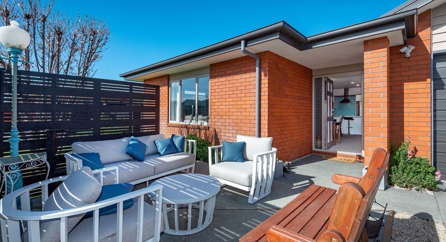  at 14 St Peters Close, Woolston, Christchurch