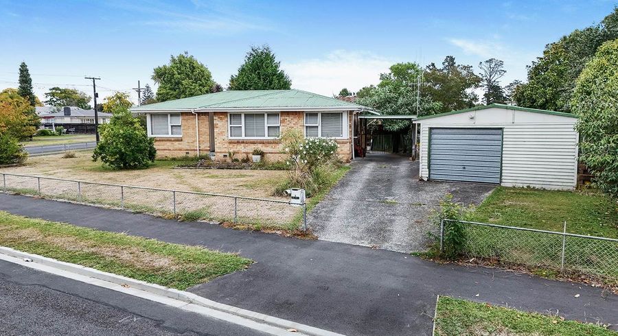  at 1 Keitha Place, Glenview, Hamilton, Waikato