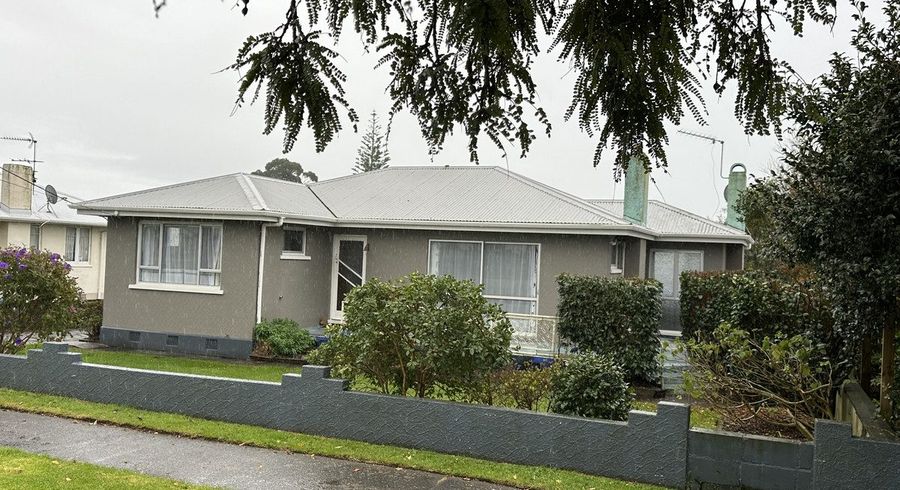  at 28 High Street West, Waitara
