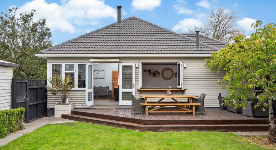  at 17 Dickson Crescent, Hornby, Christchurch