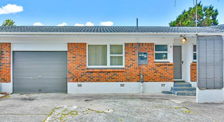  at 2/23 Rose Road, Papatoetoe, Auckland