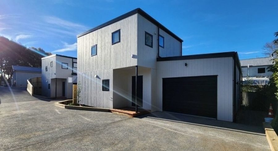  at 12 Darley Street, Somerfield, Christchurch