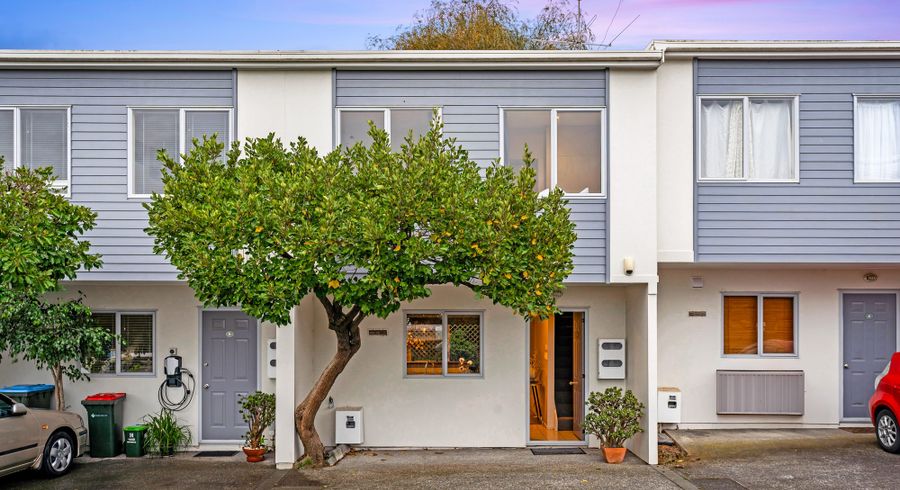  at 5/218 Captain Springs Road, Te Papapa, Auckland