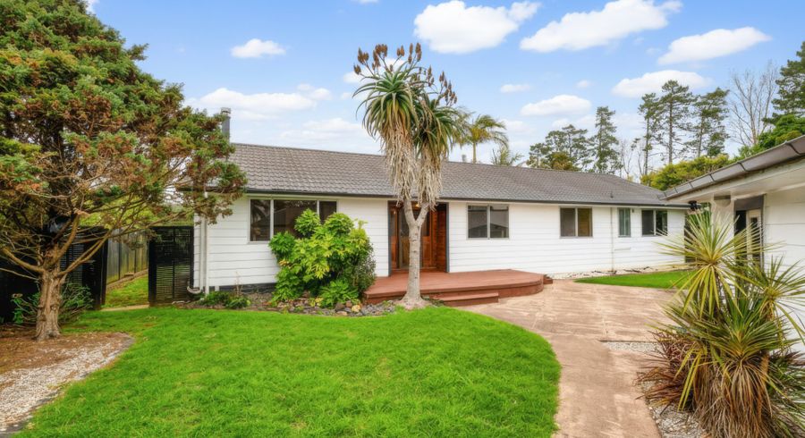 at 24 Oakmont Place, Wattle Downs, Manukau City, Auckland
