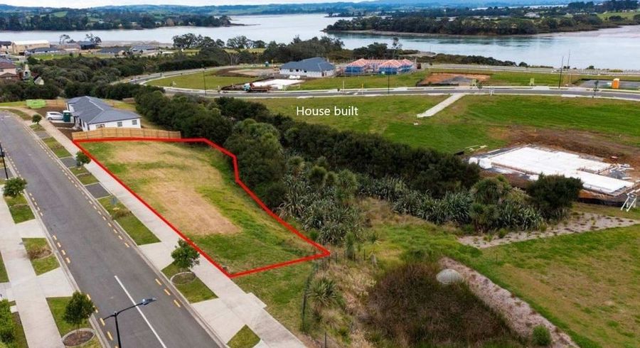  at 4 Wheriko Ave, Glenbrook, Franklin, Auckland