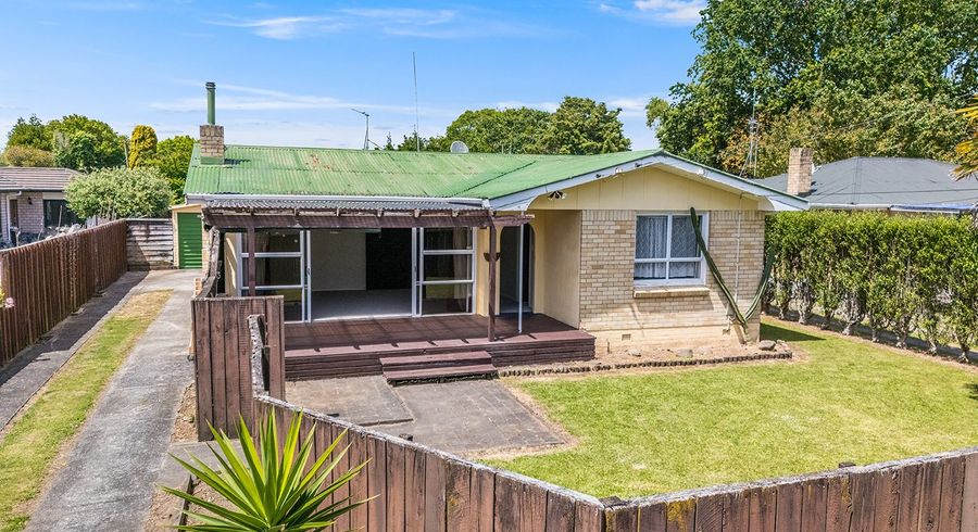  at 112 Masters Avenue, Silverdale, Hamilton, Waikato