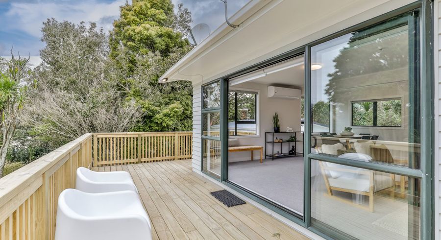  at 33 Cron Avenue, Te Atatu South, Waitakere City, Auckland