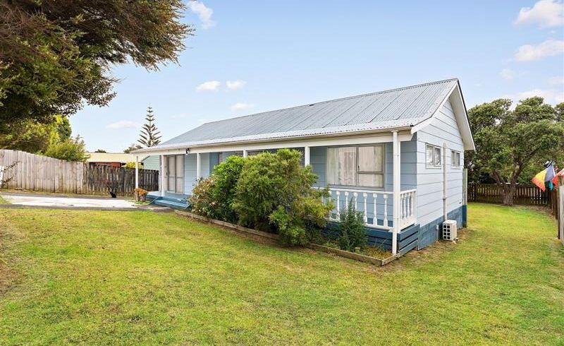  at 52 Shifnal Drive, Randwick Park, Manukau City, Auckland