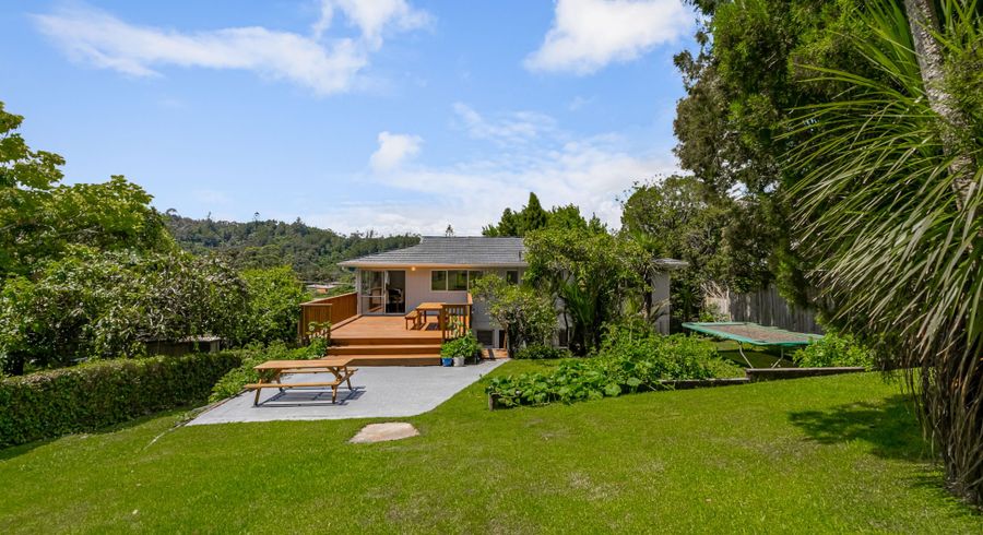  at 31 Grassmere Road, Henderson Valley, Auckland