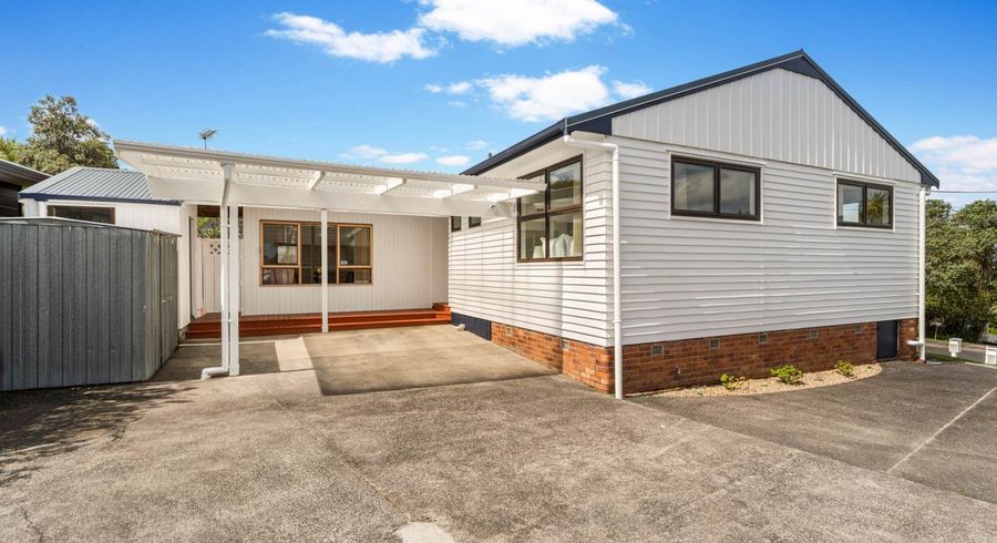  at 1/4 Merton Avenue, Glenfield, North Shore City, Auckland