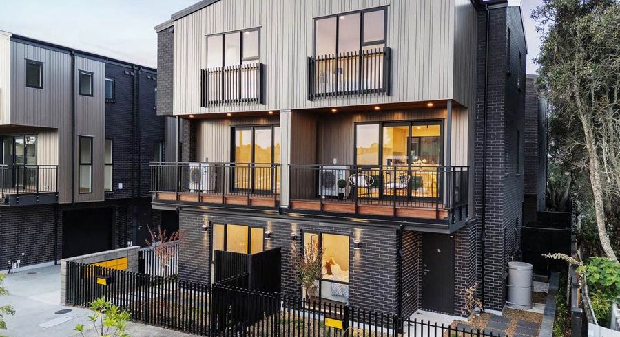  at 9A & 9B Huia Road, Point Chevalier, Auckland City, Auckland