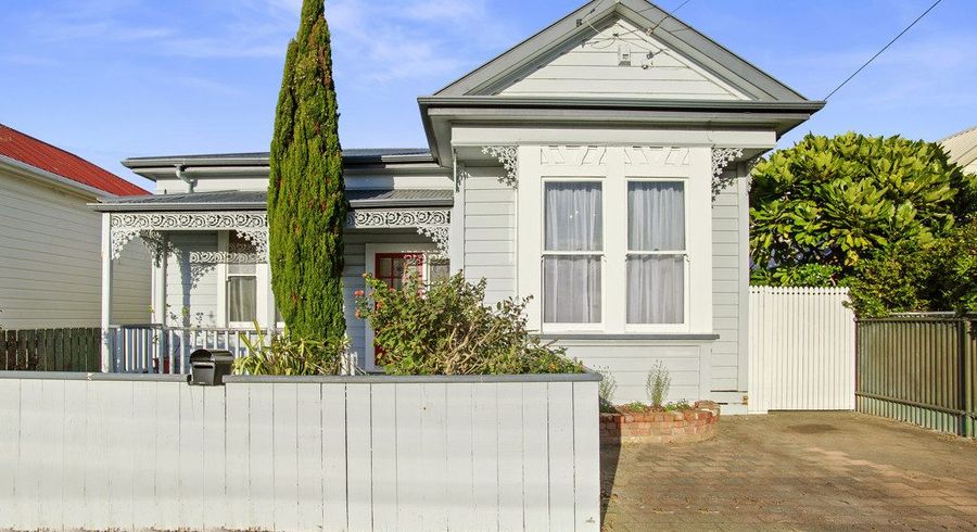  at 18 Aurora Street, Petone, Lower Hutt, Wellington