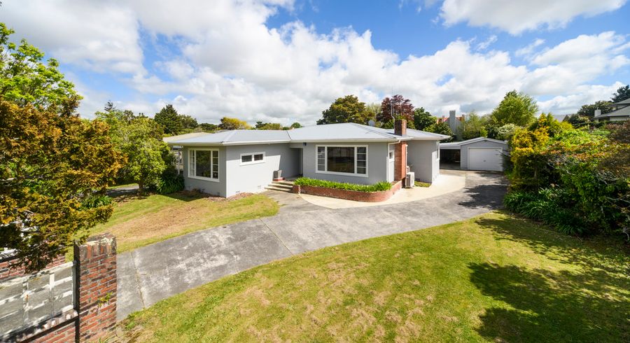  at 583 Featherston Street, Roslyn, Palmerston North