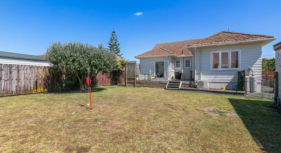  at 12 Jellicoe Street, Otahuhu, Auckland