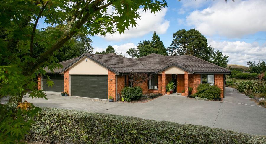  at 2 Lake View Drive, Karapiro