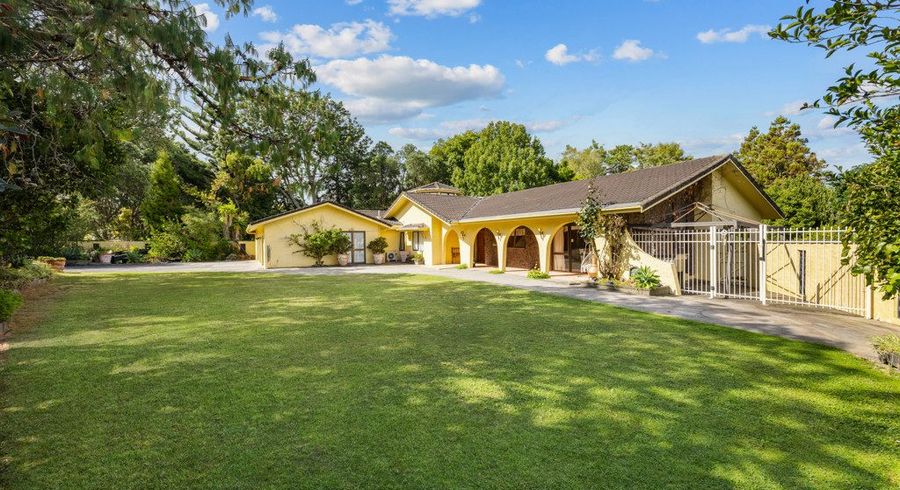  at 44 Gracechurch Drive, Flat Bush, Manukau City, Auckland