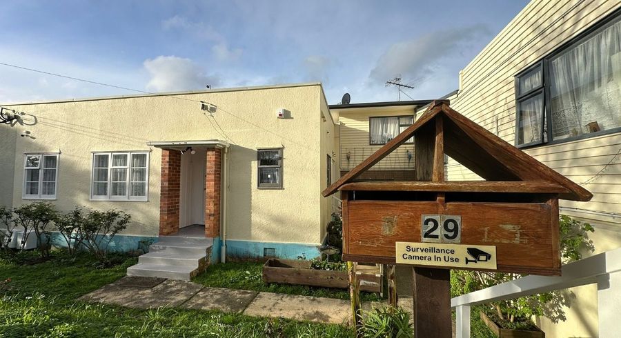  at 29 Cadman Avenue, Greenlane, Auckland City, Auckland