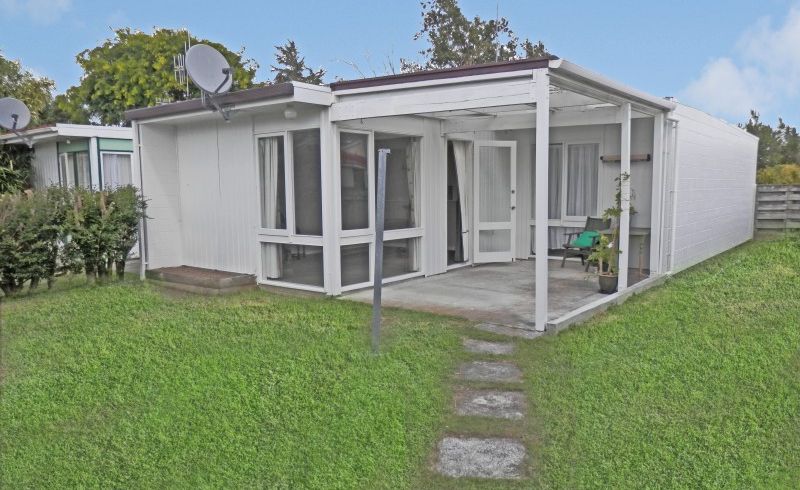  at 9 Westmere Place, Takaro, Palmerston North
