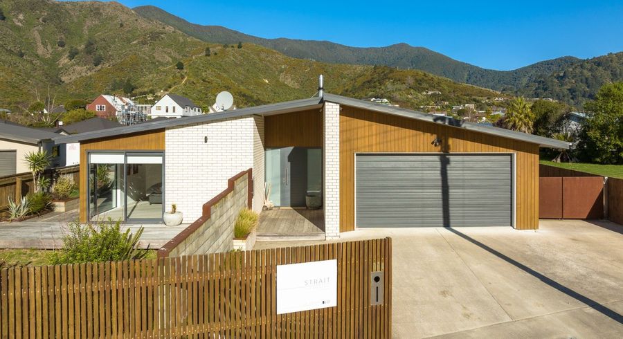  at 11B Beach Road, Waikawa, Picton