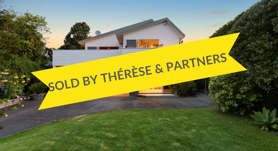  at 2/28 Beulah Avenue, Rothesay Bay, Auckland