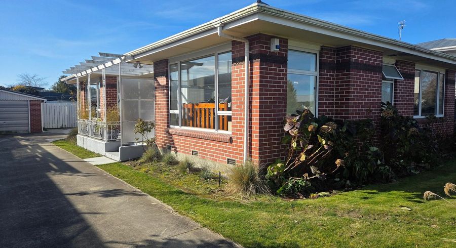  at 33 Toorak Avenue, Avonhead, Christchurch City, Canterbury