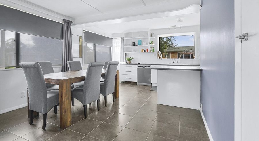  at 3 Breidis Place, Chartwell, Hamilton