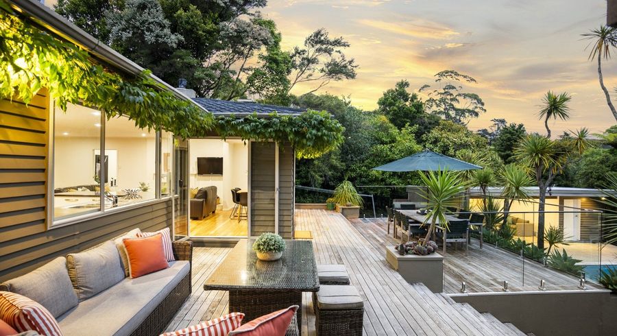  at 14 Aberdeen Road, Campbells Bay, Auckland