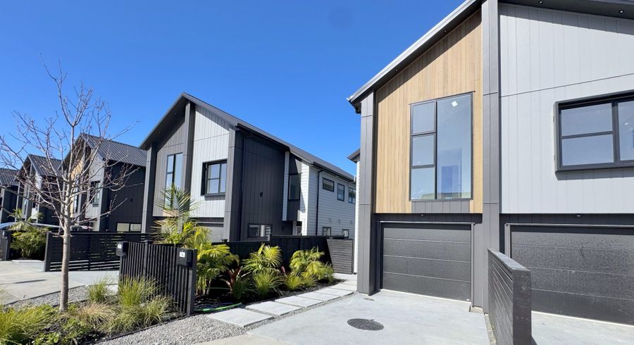  at 7A Arawaru Avenue, Orewa, Rodney, Auckland