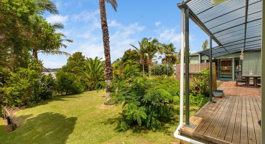  at 19 Whitecaps Place, Hihi