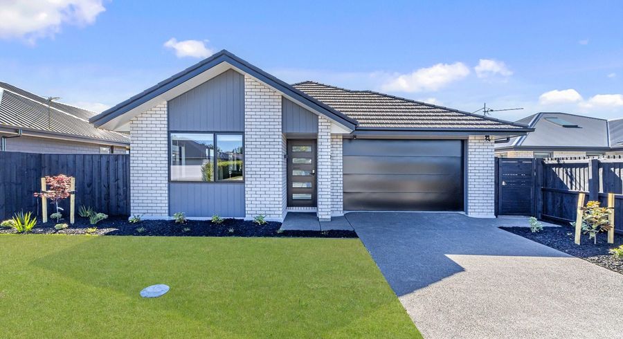  at 17 Ellesmere Street, Marshland, Christchurch City, Canterbury