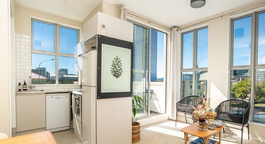  at 31 Karo Drive, Te Aro, Wellington, Wellington