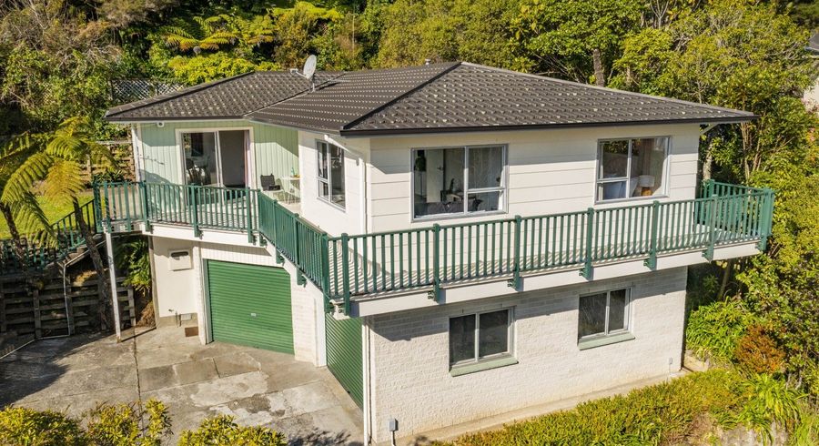 at 4 Chanel Grove, Waterloo, Lower Hutt
