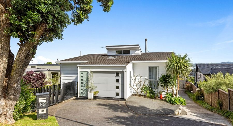  at 1/69 Marellen Drive, Red Beach, Rodney, Auckland