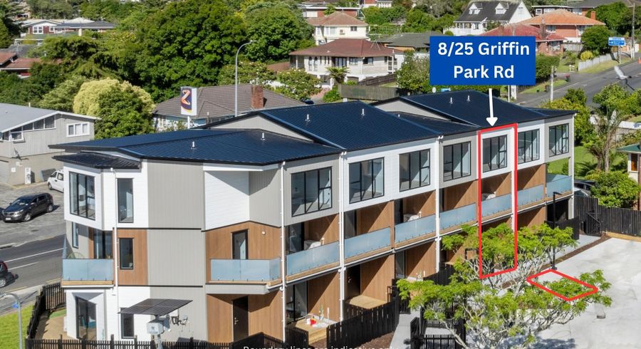  at 8/25 Griffen Park Road, Mount Roskill, Auckland City, Auckland