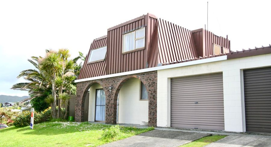  at 2/57 Cypress Drive, Maungaraki, Lower Hutt