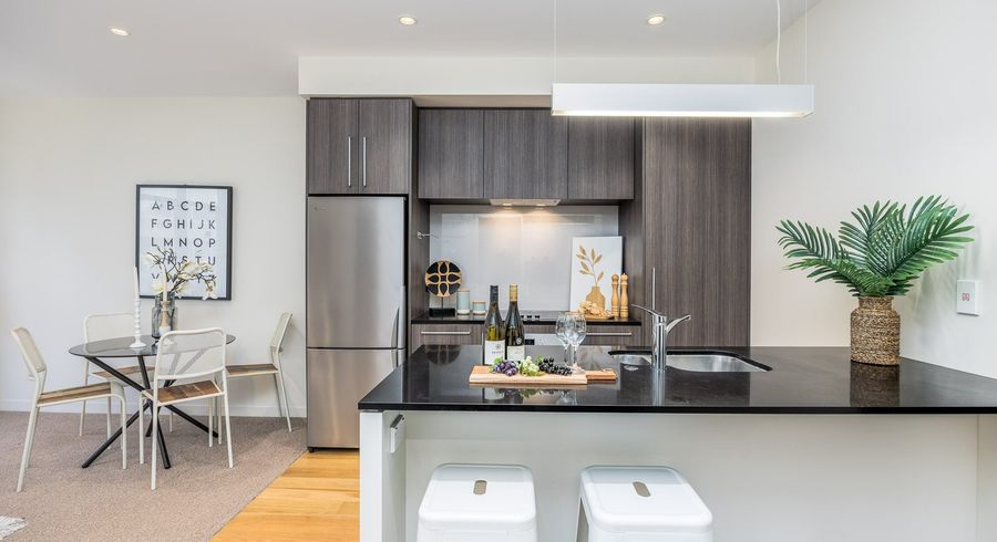  at 305/8 Nugent Street, Grafton, Auckland