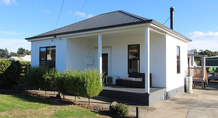  at 27 Brighton Road, Green Island, Dunedin, Otago
