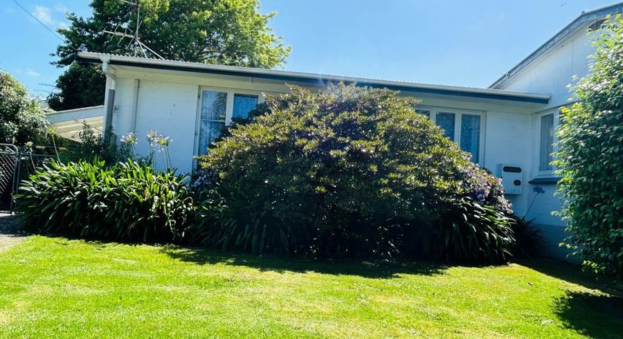  at 2/18 Liverpool Street, Papakura, Papakura, Auckland