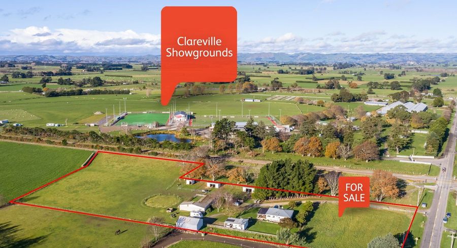  at 64 Chester Road, Clareville, Carterton