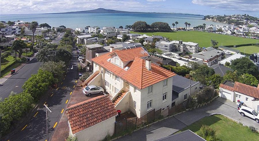  at 3 Auckland Road, St Heliers, Auckland