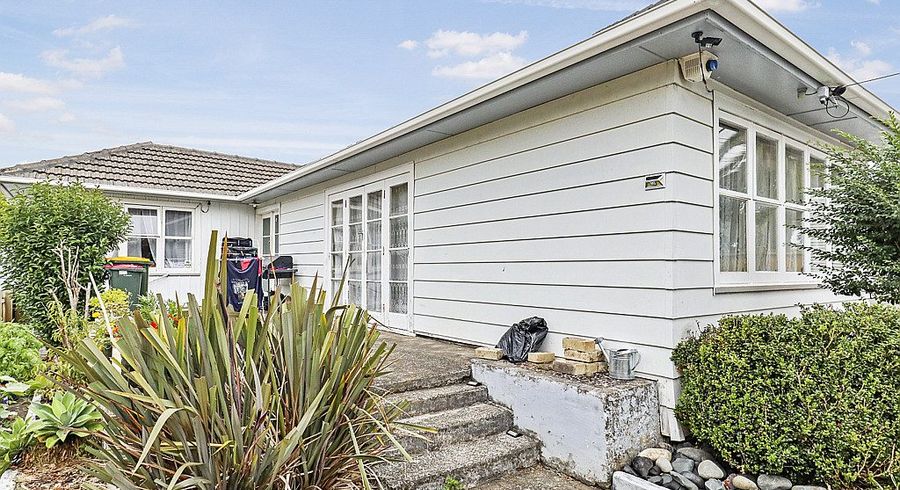  at 7 McKean Avenue, Manurewa, Manukau City, Auckland