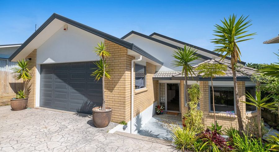  at 1326 Whangaparaoa Road, Army Bay, Rodney, Auckland