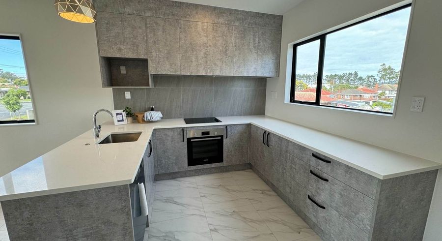  at 1 Fantail Place, Avondale, Auckland