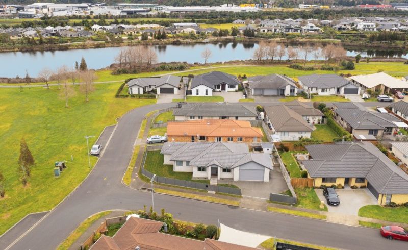  at 1 North Bay Road, Pyes Pa, Tauranga