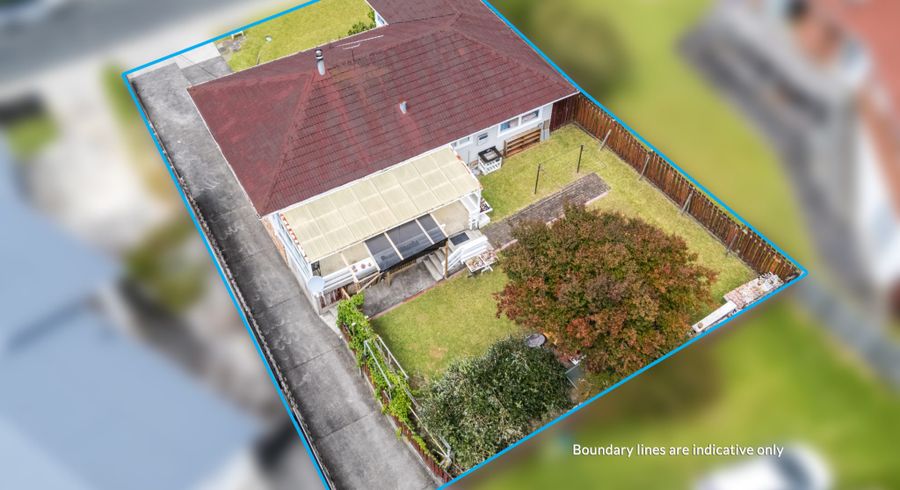  at 137 Tiroroa Avenue, Te Atatu South, Waitakere City, Auckland