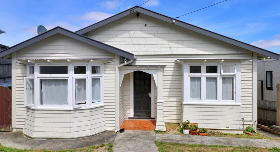  at 118 Donald Street, Karori, Wellington, Wellington