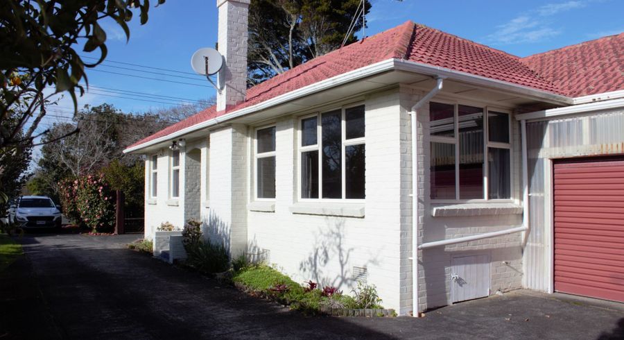  at 143A Shakespeare Road, Milford, North Shore City, Auckland