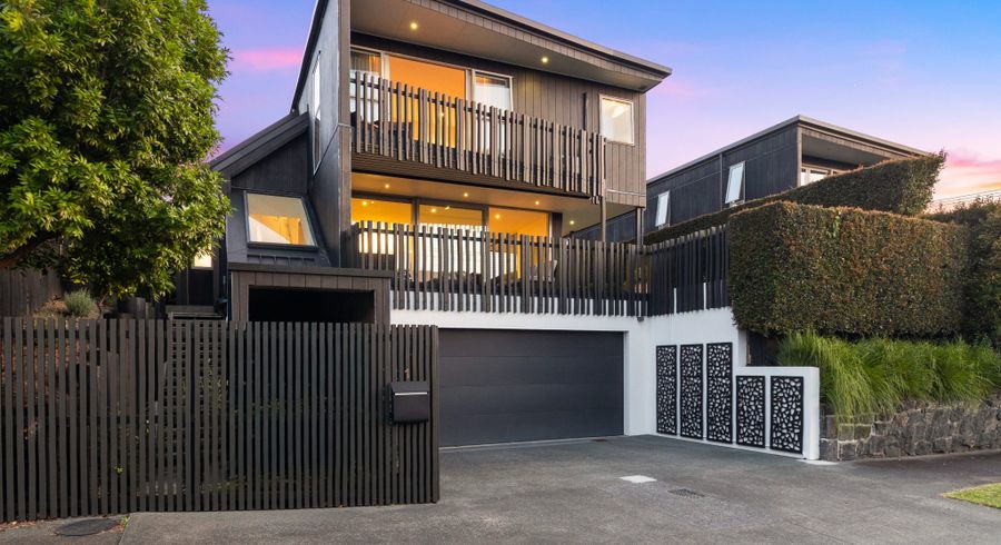  at 1 Kanuka Street, Point Chevalier, Auckland City, Auckland